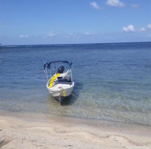 Big John's boat - Roatan Native Charter